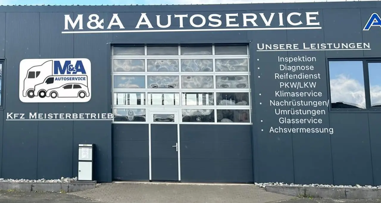 Entwurf der Fassadenbeschriftung